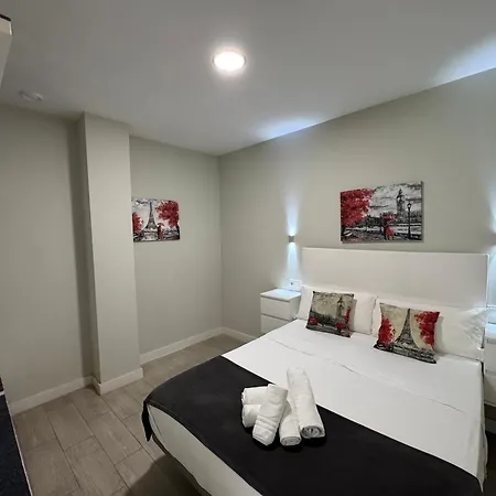 Garden Lofts Apartman *