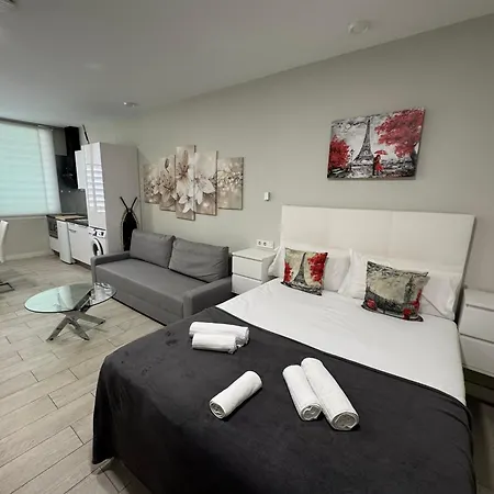 Garden Lofts Apartment